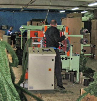 Производство искусственных елей в Орше